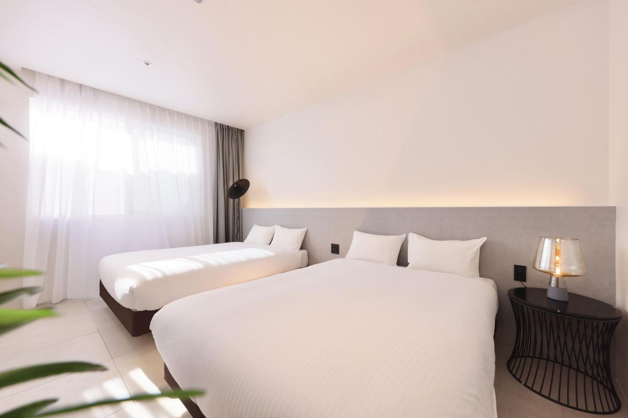 Crystal Villa Bayside Miyakojima  Phòng bức ảnh